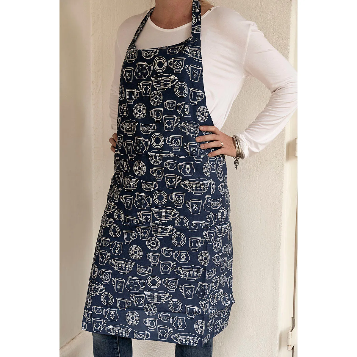 Apron-Cup & Saucer-Navy