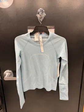 Lululemon Long Sleeve NWT 4