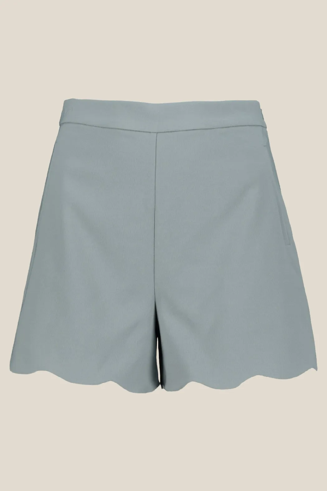 Scallop Edge Short